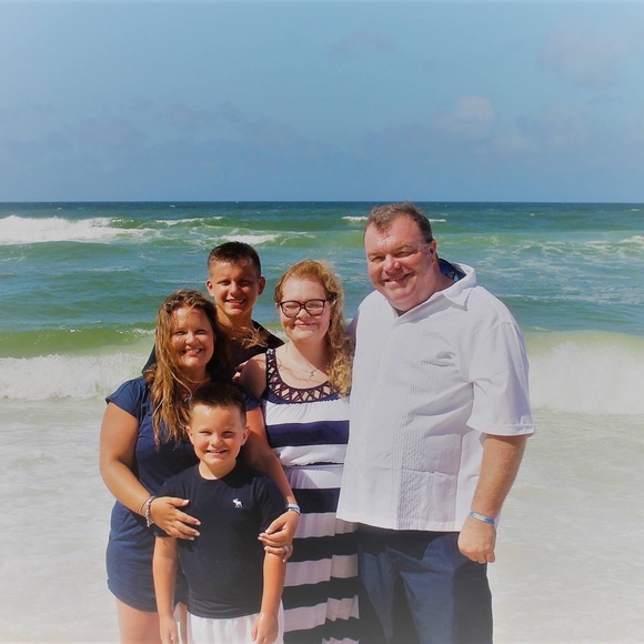 Meet your Posher, Sara - Picture 1 of 1